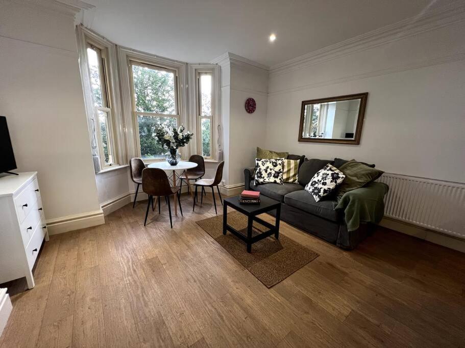 Apartamento The Burley At Scalford House Melton Mowbray Exterior foto